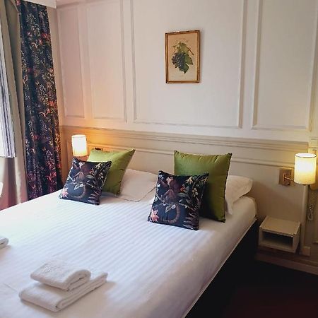 Logis Le Relais Imperial Otel Saint-Vallier-de-Thiey Dış mekan fotoğraf