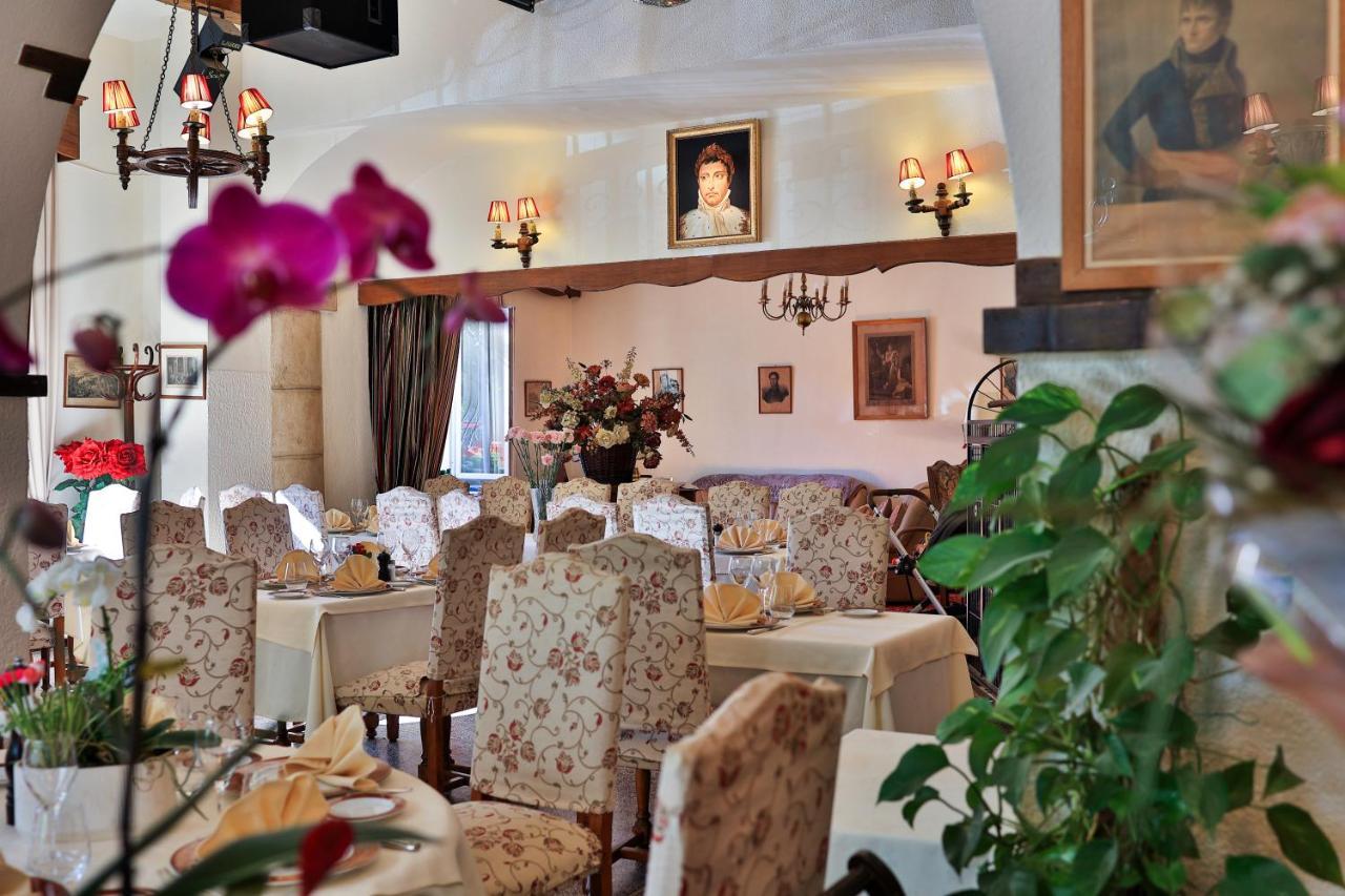 Logis Le Relais Imperial Otel Saint-Vallier-de-Thiey Dış mekan fotoğraf