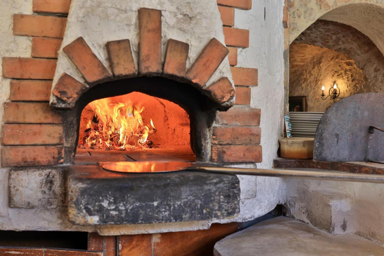 Logis Le Relais Imperial Otel Saint-Vallier-de-Thiey Dış mekan fotoğraf