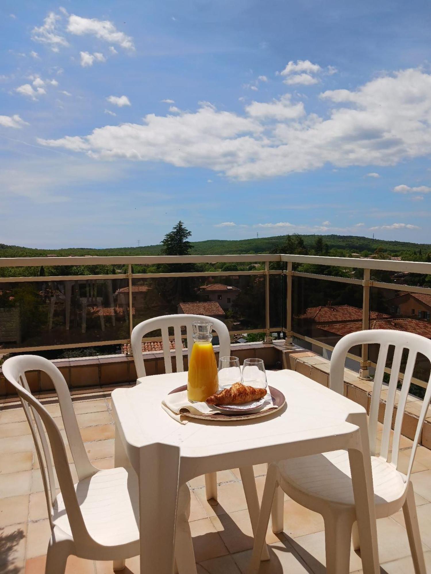 Logis Le Relais Imperial Otel Saint-Vallier-de-Thiey Dış mekan fotoğraf