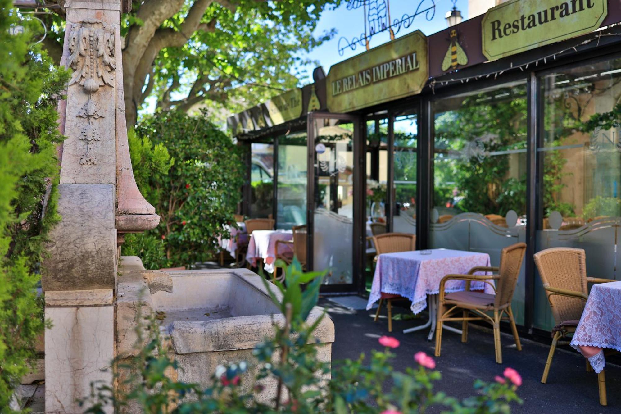Logis Le Relais Imperial Otel Saint-Vallier-de-Thiey Dış mekan fotoğraf