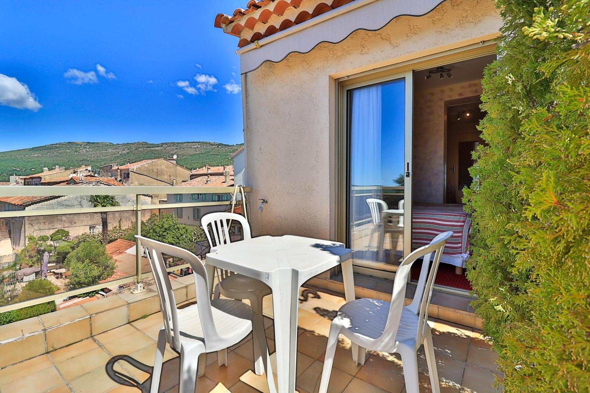 Logis Le Relais Imperial Otel Saint-Vallier-de-Thiey Dış mekan fotoğraf