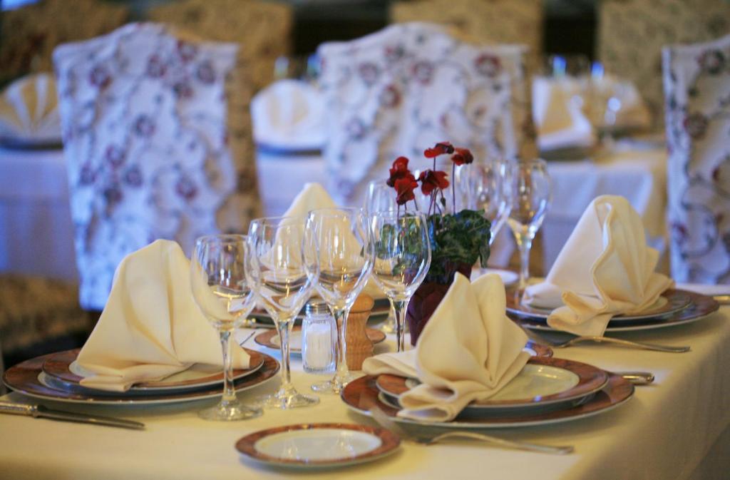 Logis Le Relais Imperial Otel Saint-Vallier-de-Thiey Dış mekan fotoğraf