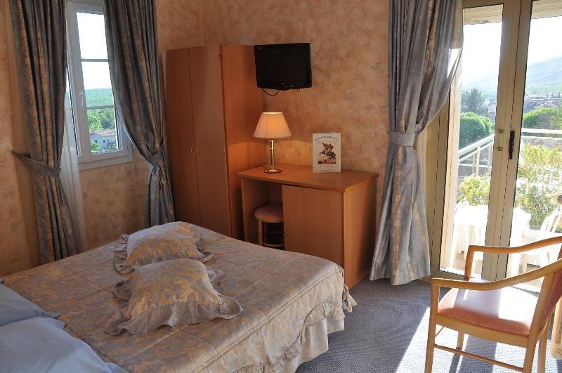 Logis Le Relais Imperial Otel Saint-Vallier-de-Thiey Dış mekan fotoğraf